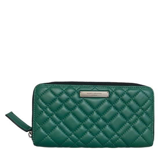Kurt Geiger Handbags - Kurt Geiger green leather quilted clutch zipper wallet